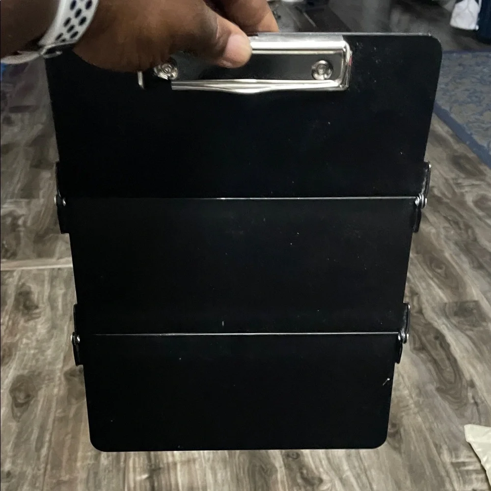 Adjustable Foldable Medical Clipboard